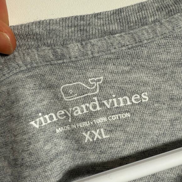 Vineyard Vines Men’s Long Sleeve Graphic Tee XXL Gray Marlin Fish Flag Cotton - Picture 8 of 10